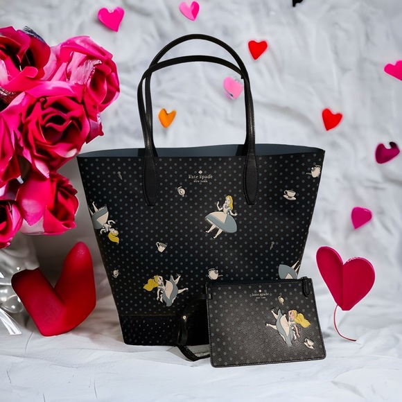 kate spade Handbags - Kate Spade Alice in Wonderland Tote & detachable Wristlet Excellent Condition!